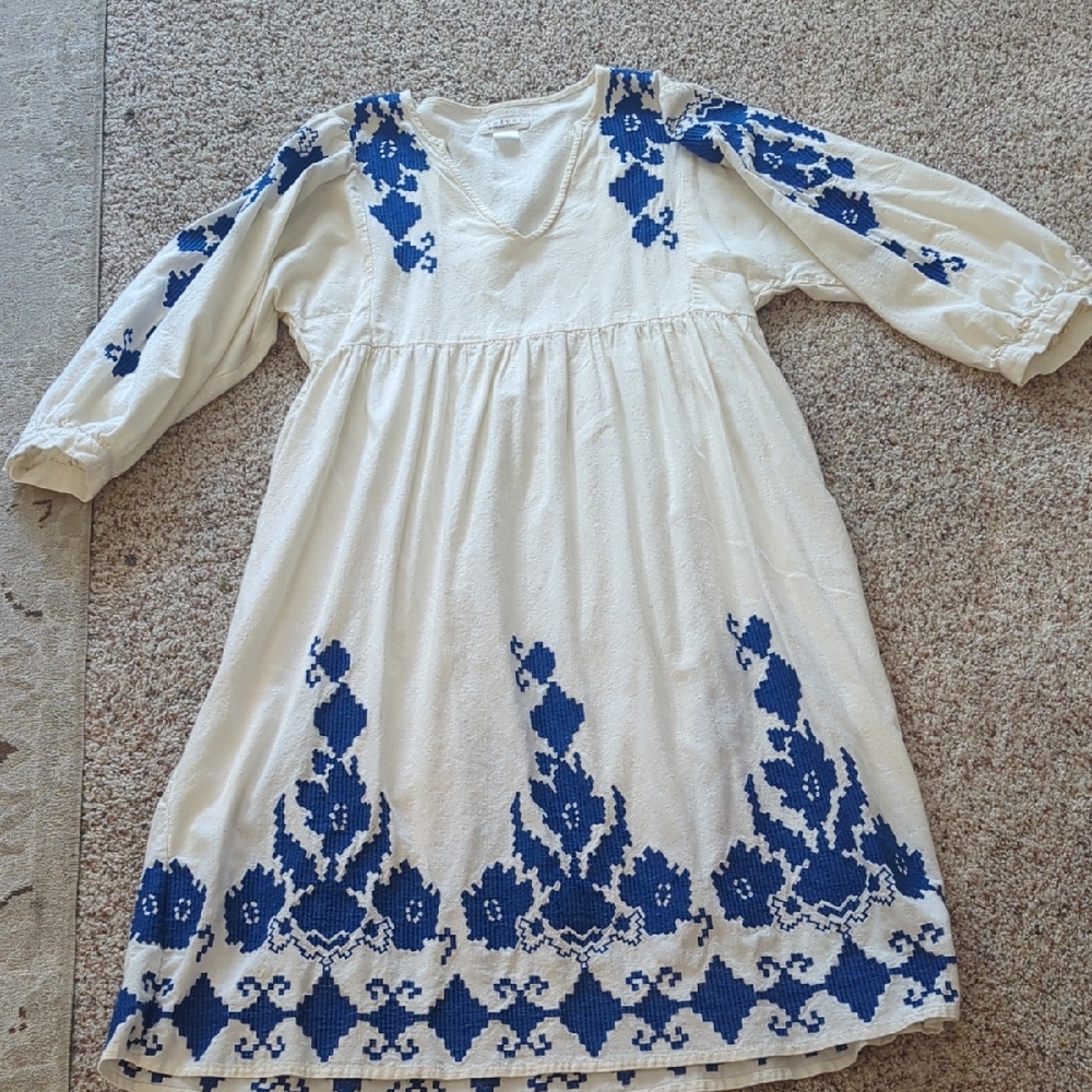 Anthropologie Velvet Cream and Blue Embroidered Midi Dress XS